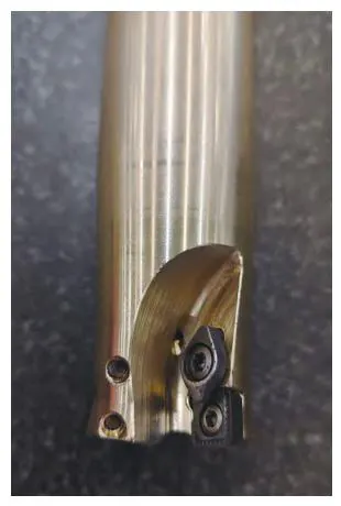 Figure 3 Large feed end mill Figure 3 Large feed end mill